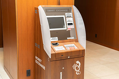 外币兑换机 (1楼)