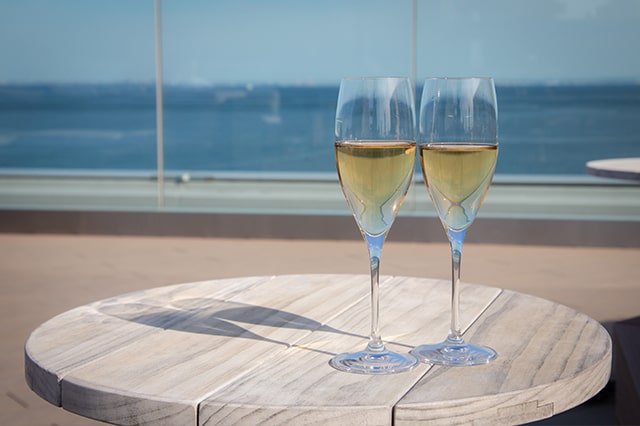 在屋顶酒吧求婚