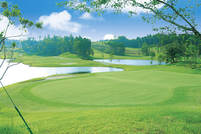 鹰湖高尔夫俱乐部